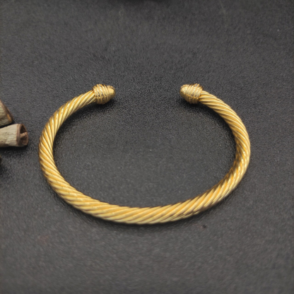 Classic Cable Bracelet Yellow Gold and  Half Diamonds 5 MM