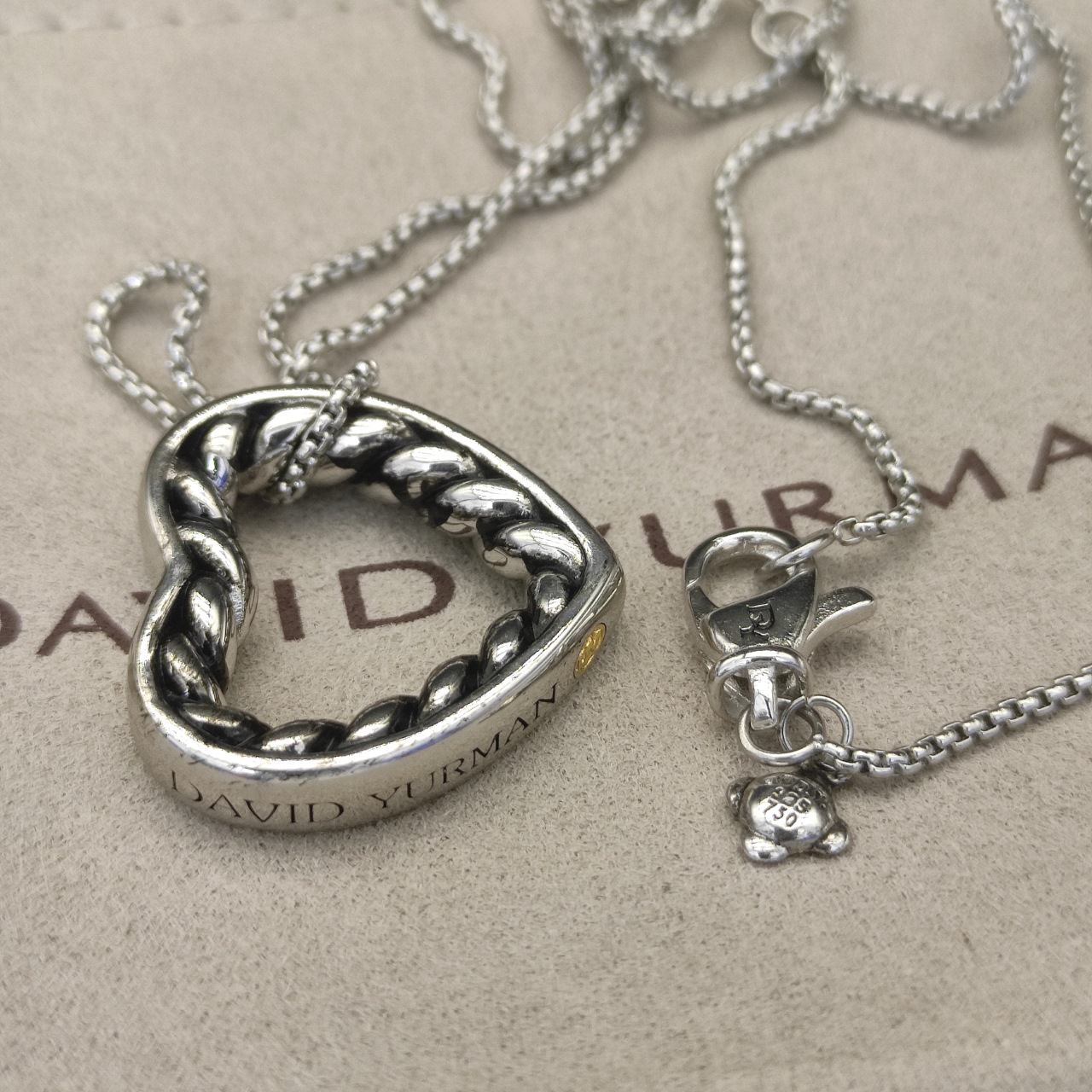 Dathtvid Yurthtman Open Heart Cable Pendant in Sterling Silver