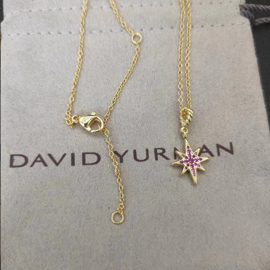 North Star Amulet 18K Yellow Gold with Diamonds
