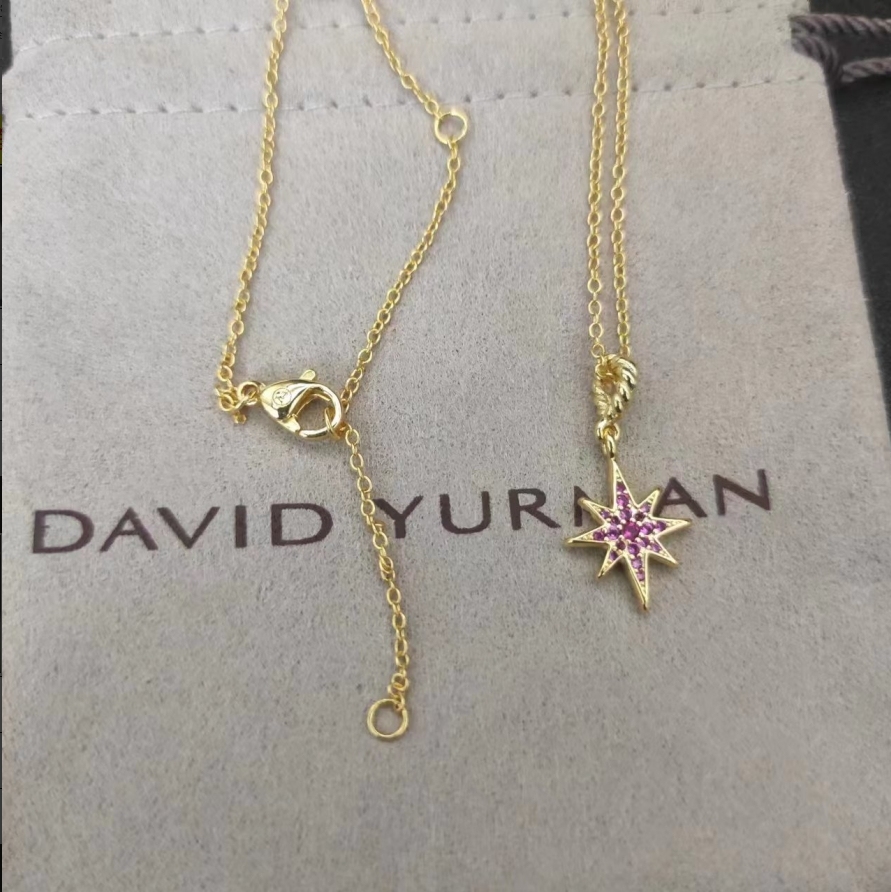 North Star Amulet 18K Yellow Gold with Diamonds