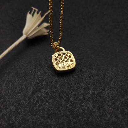 Albion® Pendant in 18K Yellow Gold with Pave Diamonds,18mm