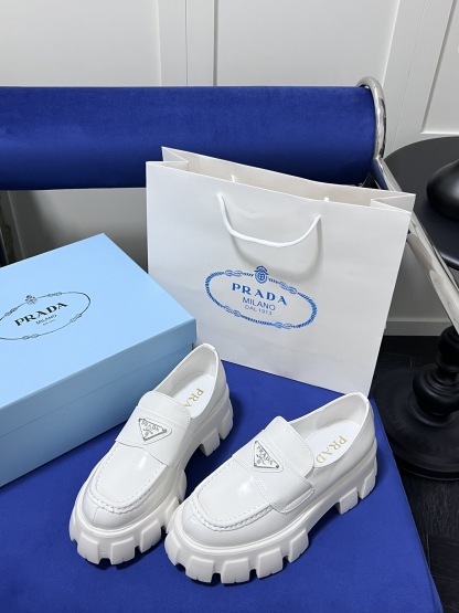 Brushed leather Monolith loafers