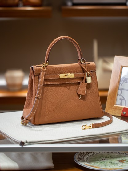 KELLY 28 FIRST LAYER TOGO COWHIDE WHITE