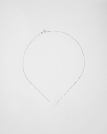 Eternal Gold mini triangle pendant necklace in white gold and diamonds