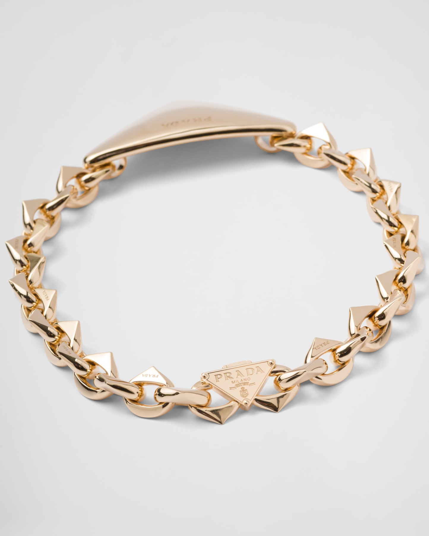 Eternal Gold large pendant necklace in yellow gold