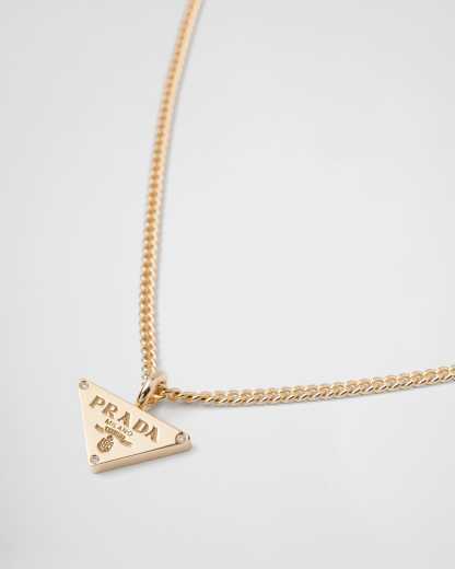 Eternal Gold pendant necklace in yellow gold with diamonds