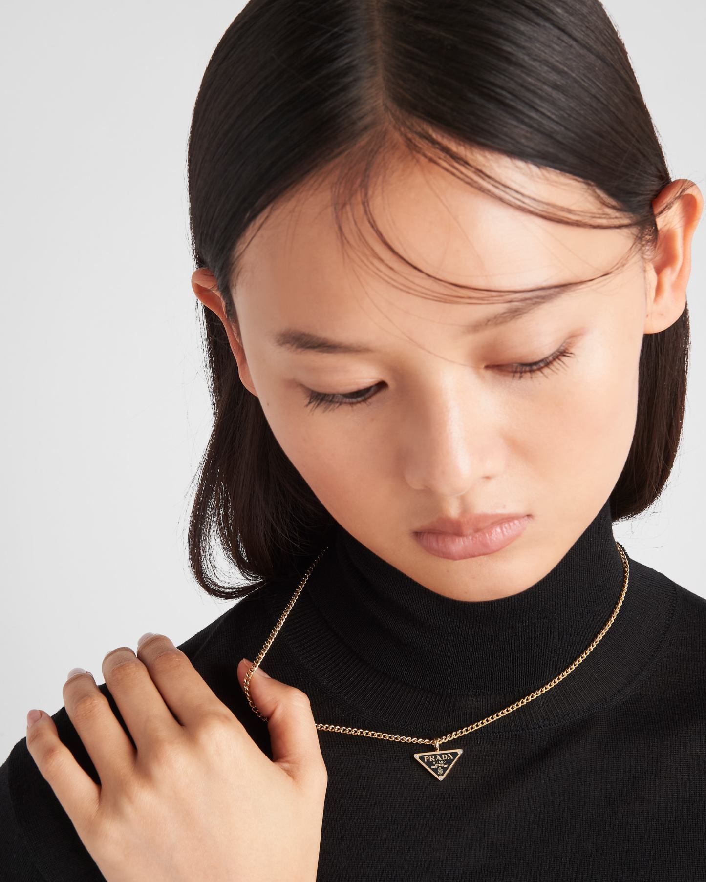 Eternal Gold pendant necklace in yellow gold with diamonds