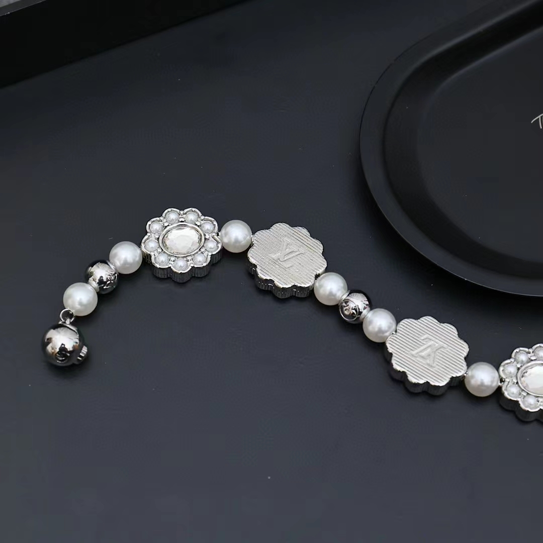 Silver Flower Brass Glass Bead Bracelet