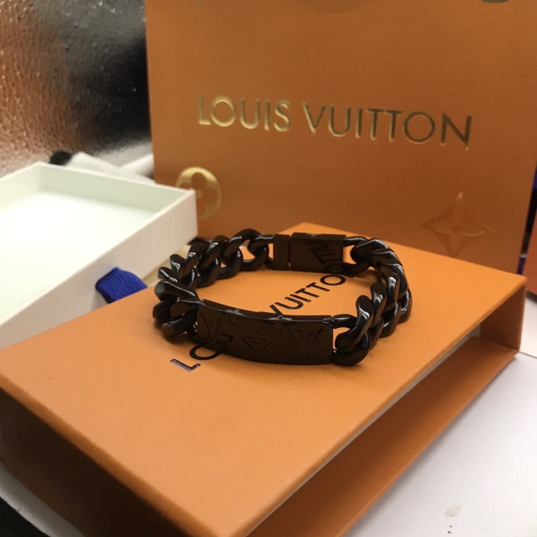 LV Chain Links Bracelet