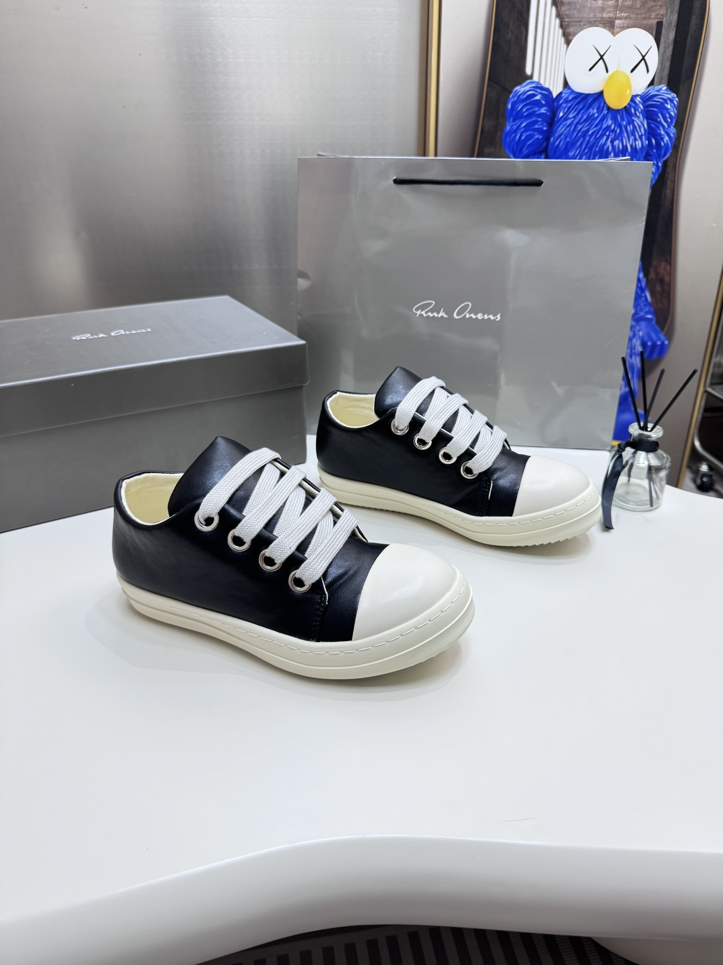 FW24 PORTERVILLE SHOES