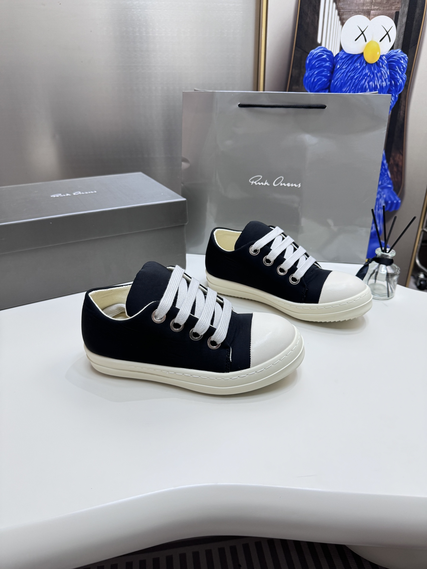 FW24 PORTERVILLE SHOES