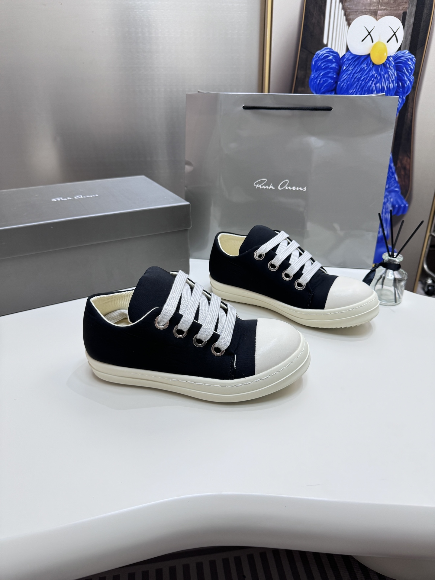 FW24 PORTERVILLE SHOES