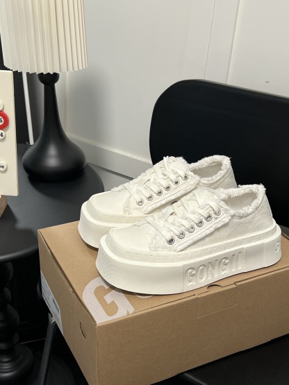 Skateboard Shoes Women's Low-Top