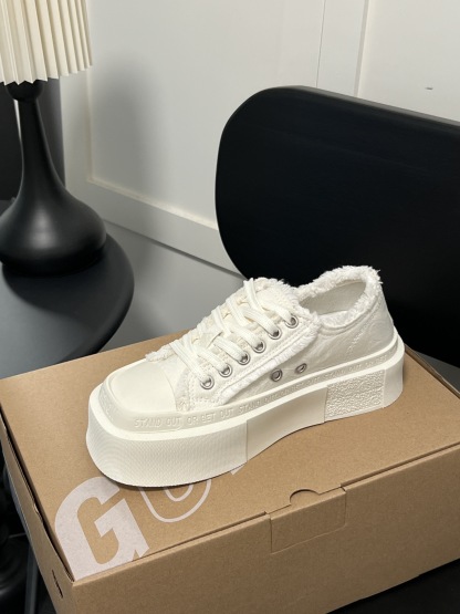 Skateboard Shoes Women's Low-Top