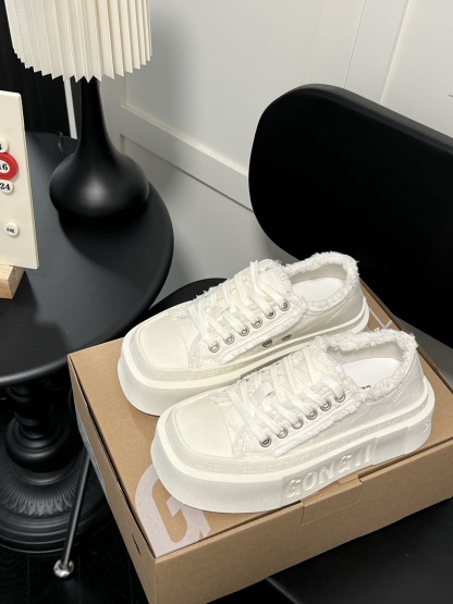 Skateboard Shoes Women's Low-Top