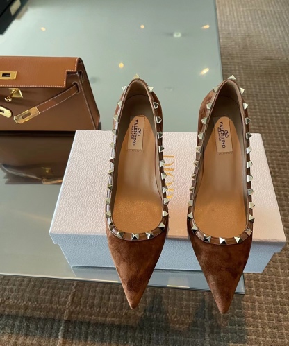 Brown Garavani Rockstud 85mm Heels