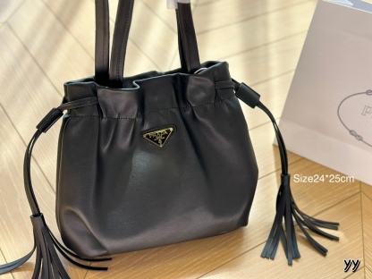 Nappa leather shoulder bag