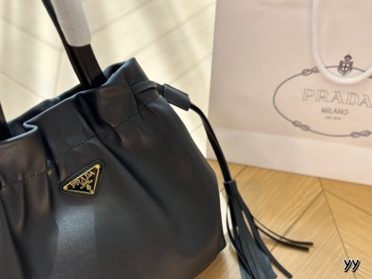 Nappa leather shoulder bag