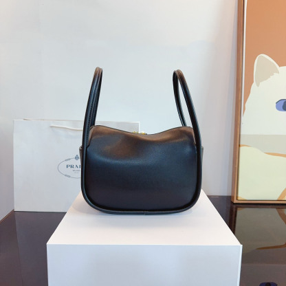 *Darling leather handbag