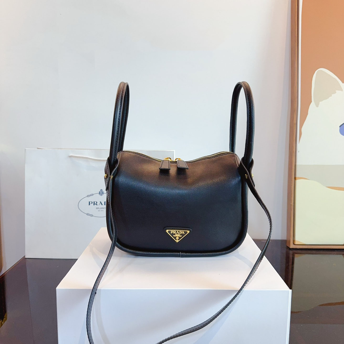 *Darling leather handbag