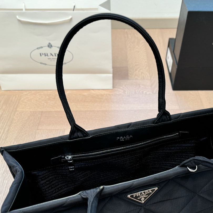 Saffiano leather tote bag