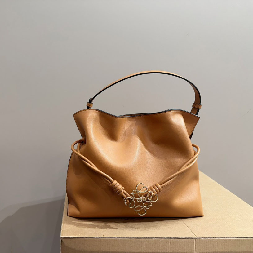 Flamenco clutch in nappa calfskin