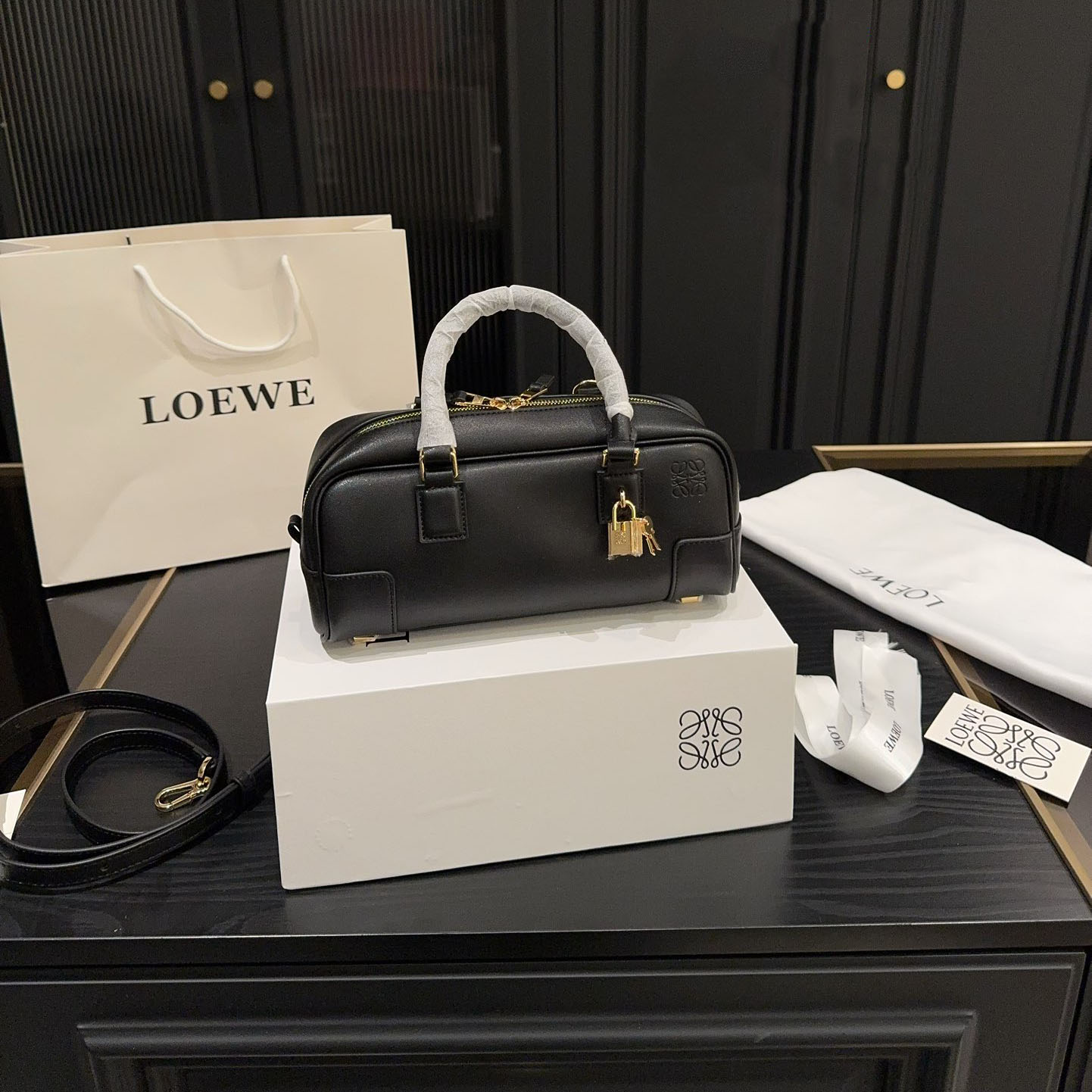 Amazona 23 Cropped bag in nappa calfskin