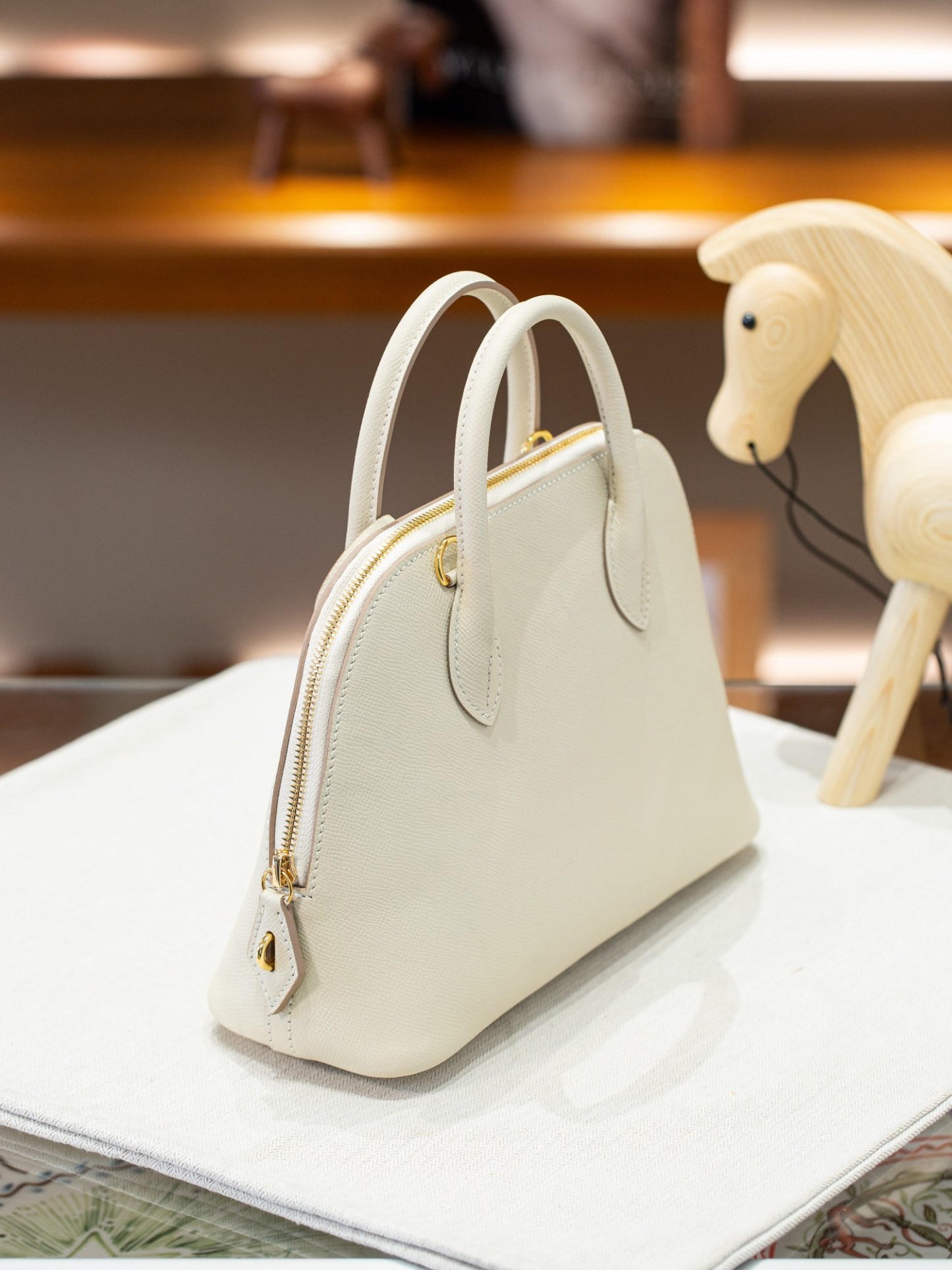 BOLIDE 25 FIRST LAYER EPSOM COWHIDE WHITE