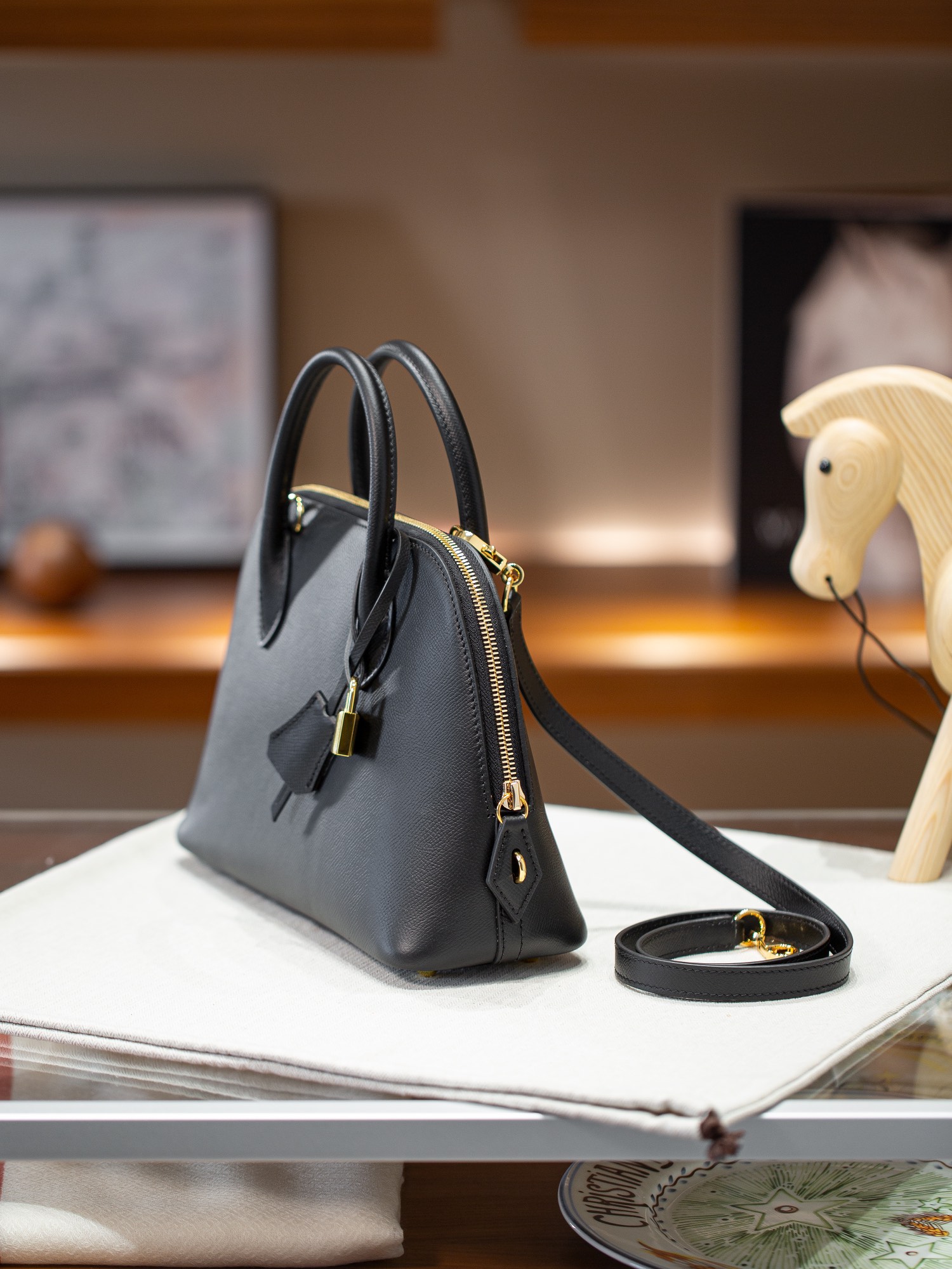 BOLIDE 25 FIRST LAYER EPSOM COWHIDE BLACK