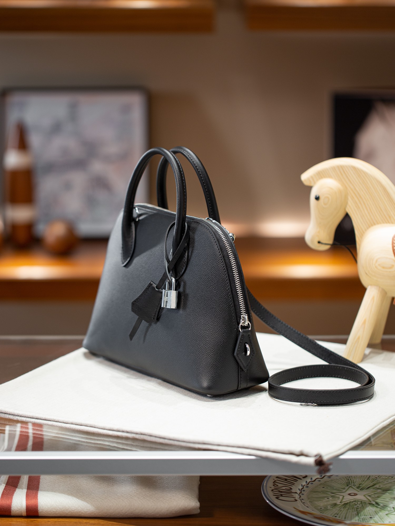 BOLIDE 25 FIRST LAYER EPSOM COWHIDE BLACK