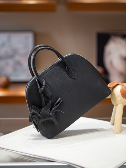 BOLIDE 25 FIRST LAYER EPSOM COWHIDE BLACK