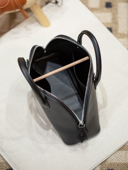 BOLIDE 25 FIRST LAYER EPSOM COWHIDE BLACK