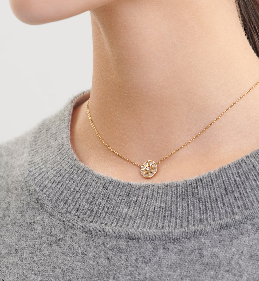 Rose des Vents Necklace