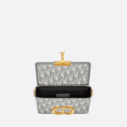 30 MONTAIGNE BOX BAG