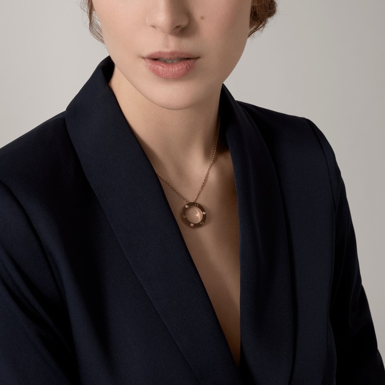 LOVE NECKLACE, 3 DIAMONDS