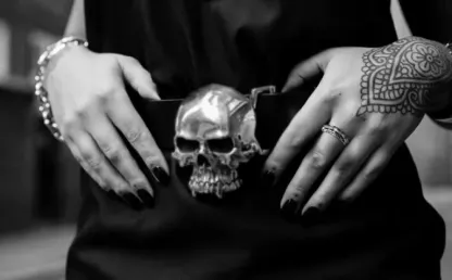 BABY CLASSIC FLORAL CROSS RING Z15