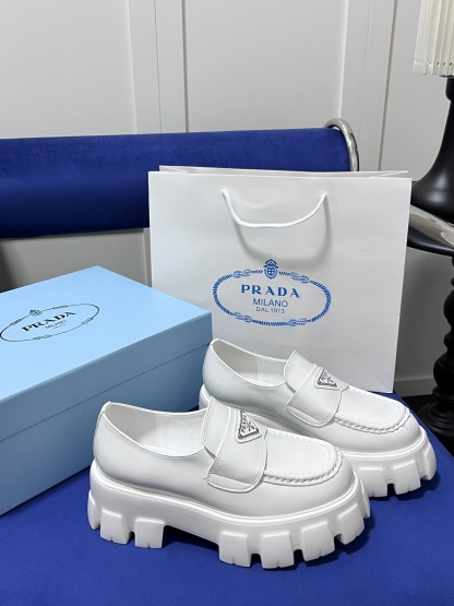 Brushed leather Monolith loafers