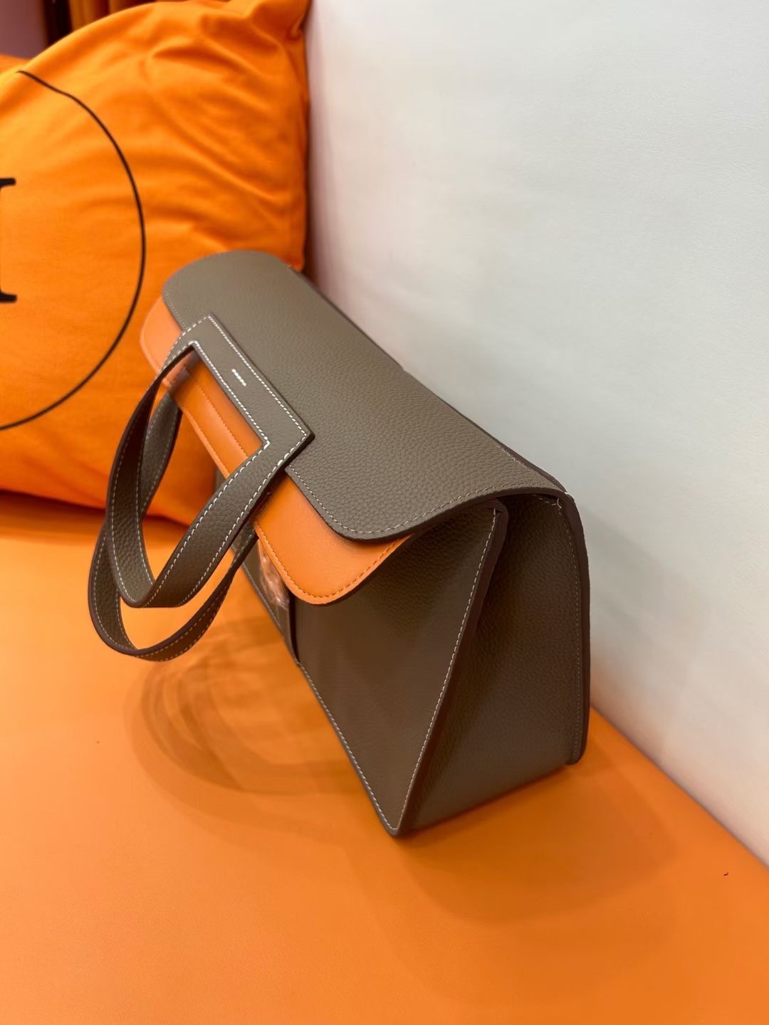 Herthtmes  Taurillon Clemence Verso Halzan  31