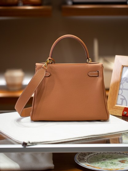 KELLY 28 FIRST LAYER TOGO COWHIDE WHITE