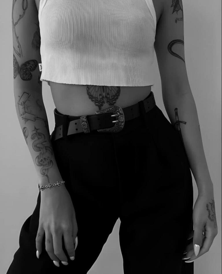 BS FLEUR CROSS CUT OUT LINK BRACELET