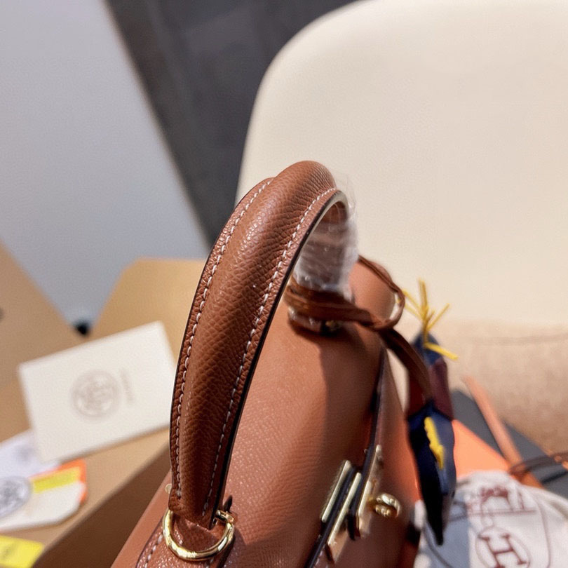 Kelly 25 Sellier Bag Gold Epsom Leather with Gold Hardware