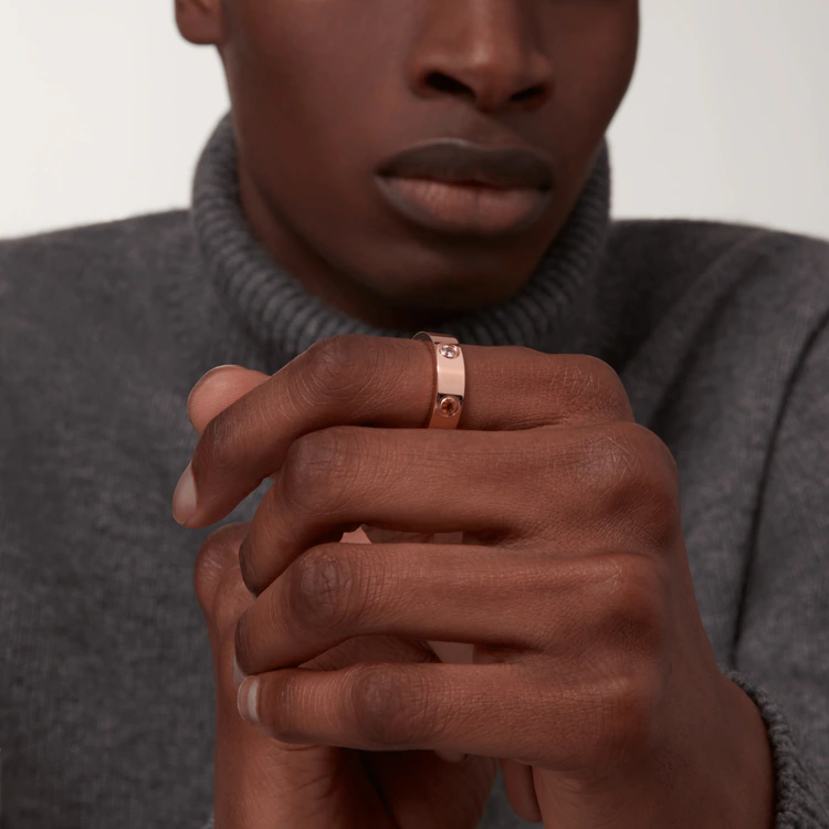 LOVE RING