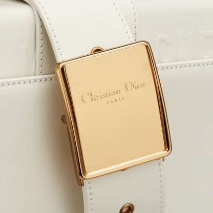 30 MONTAIGNE BOX BAG