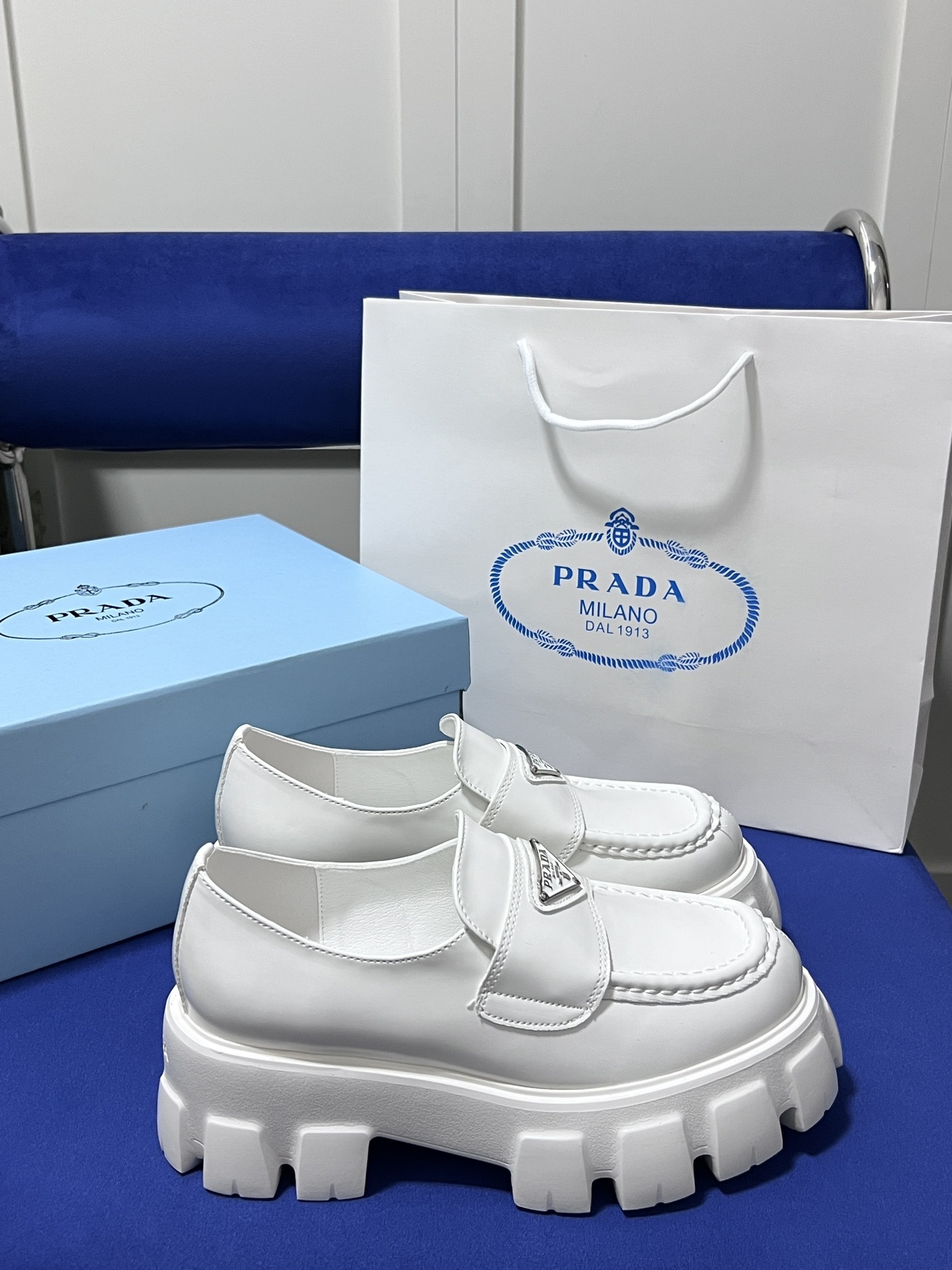 Brushed leather Monolith loafers