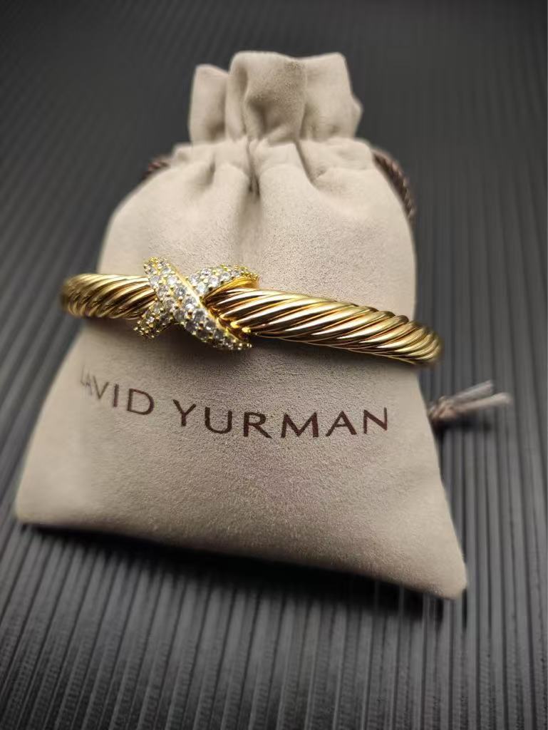 X Classic Cable Station Bracelet in Sterling gold with Diamonds，7mm