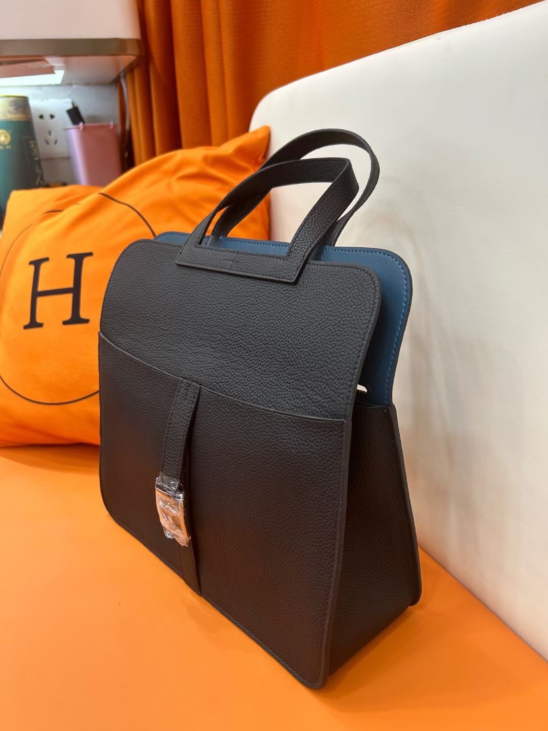 Herthtmes  Taurillon Clemence Verso Halzan  31