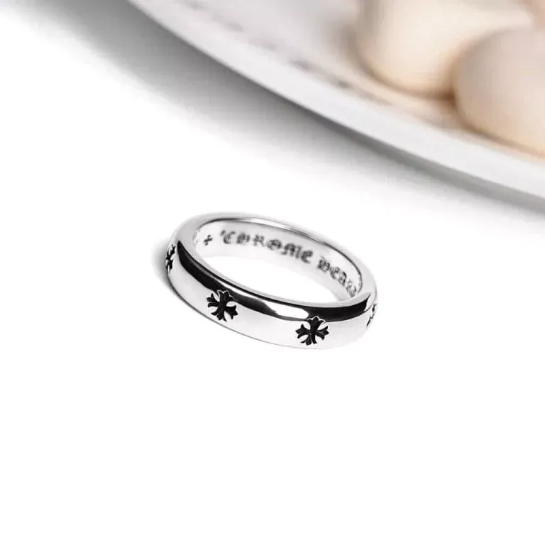 CH PLUS BAND RING