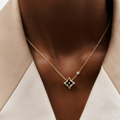 Color Blossom Bb Star Pendant, Yellow Gold, Onyx And Diamond