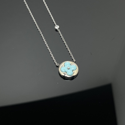 Idylle Blossom pendant