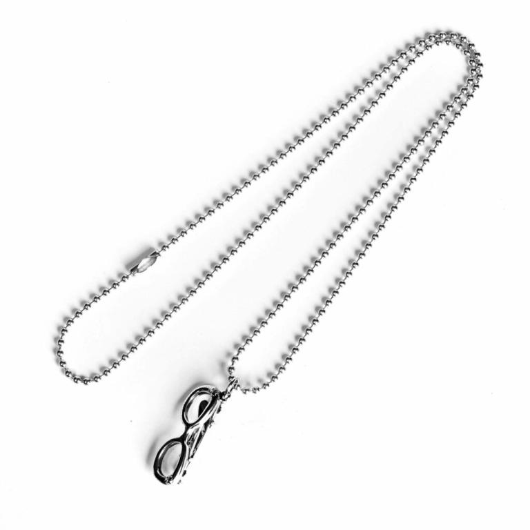 GLASSES PENDANT